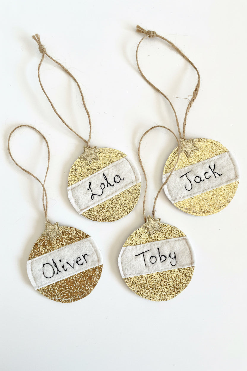 β¨ Personalised Christmas Bauble β¨
