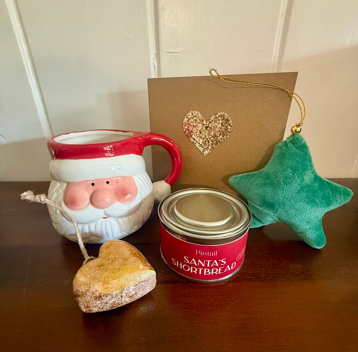 Santa’s Little Christmas Hamper