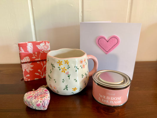 The little pink gift box